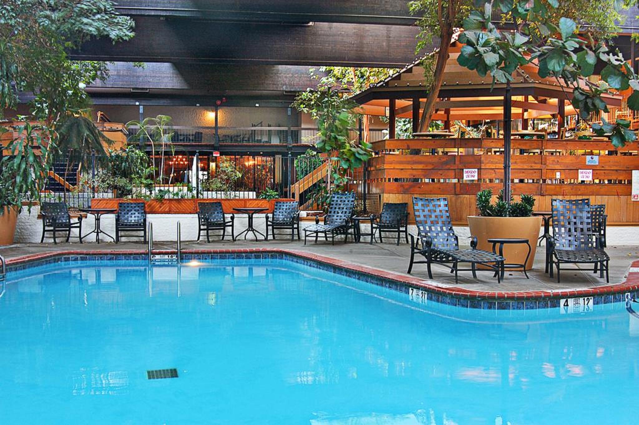 M Hotel Buffalo Cheektowaga Exterior photo